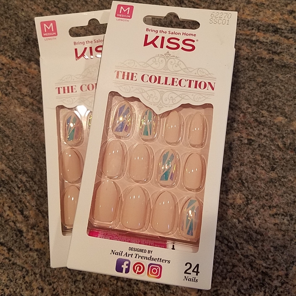 Kiss The Collection nails 2 packs no glue